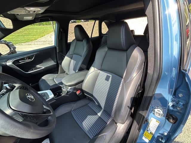 2025 Toyota RAV4 Hybrid XSE AWD (Natl)