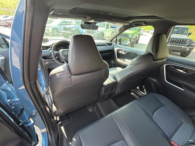 2025 Toyota RAV4 Hybrid XSE AWD (Natl)