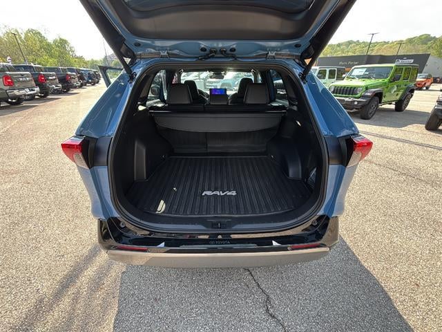 2025 Toyota RAV4 Hybrid XSE AWD (Natl)
