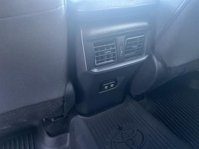 2021 Toyota RAV4 XLE AWD (Natl)