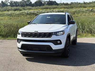 2026 Jeep Compass Latitude Altitude