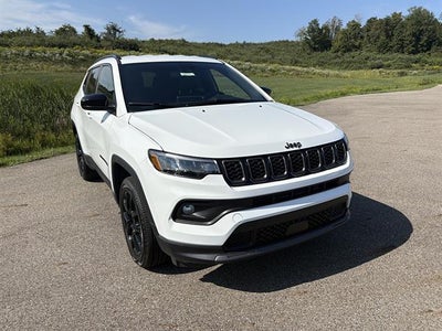 2026 Jeep Compass Latitude Altitude