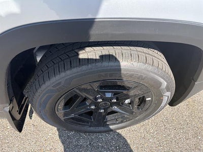 2026 Jeep Cherokee Laredo 4x4