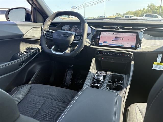 2026 Jeep Cherokee Laredo 4x4