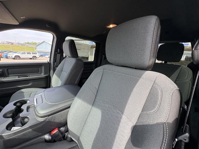 2026 RAM 2500 Tradesman Crew Cab 4x4 6'4" Box