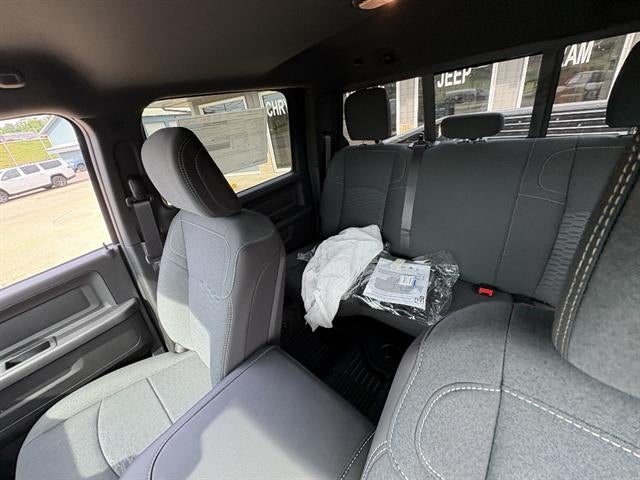 2026 RAM 2500 Tradesman Crew Cab 4x4 6'4" Box