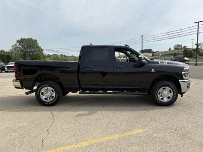 2026 RAM 2500 Tradesman Crew Cab 4x4 6'4" Box