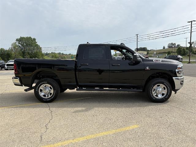 2026 RAM 2500 Tradesman Crew Cab 4x4 6'4" Box
