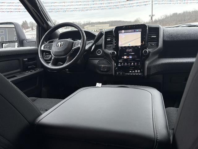 2026 RAM 2500 Black Express Crew Cab 4x4 6'4" Box