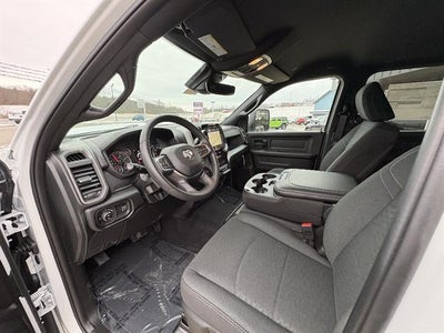 2026 RAM 2500 Black Express Crew Cab 4x4 6'4" Box
