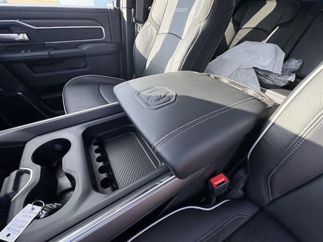 2026 RAM 2500 Laramie Crew Cab 4x4 6'4" Box