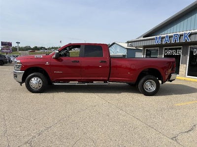 2026 RAM 3500 Big Horn Crew Cab 4x4 8' Box