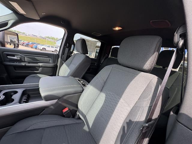 2026 RAM 3500 Big Horn Crew Cab 4x4 8' Box