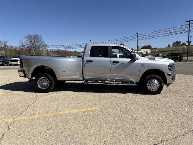2026 RAM 3500 Big Horn Crew Cab 4x4 8' Box