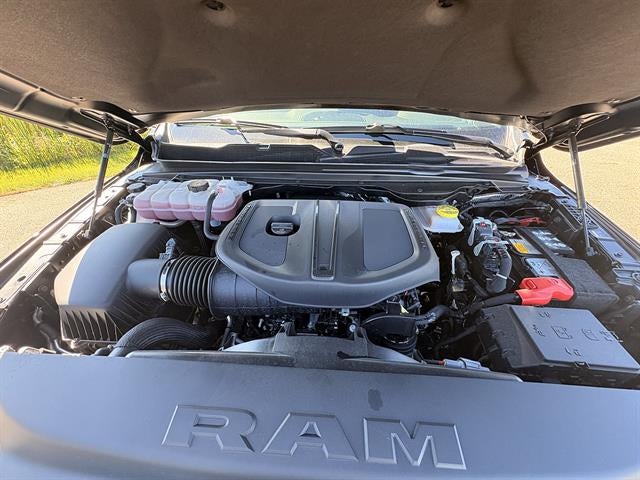 2026 RAM 1500 Big Horn Crew Cab 4x4 5'7" Box
