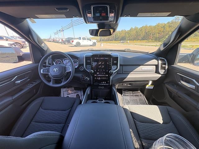 2026 RAM 1500 Big Horn Crew Cab 4x4 5'7" Box