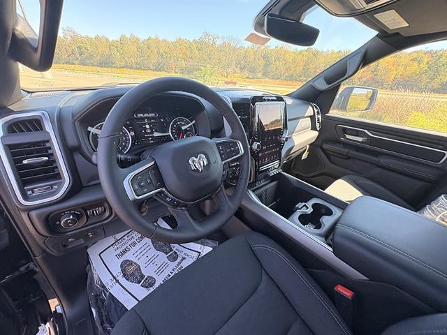 2026 RAM 1500 Big Horn Crew Cab 4x4 5'7" Box