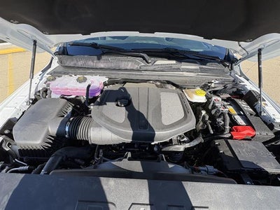 2026 RAM 1500 Express Crew Cab 4x4 5'7" Box