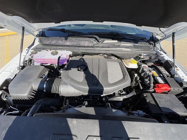 2026 RAM 1500 Express Crew Cab 4x4 5'7" Box