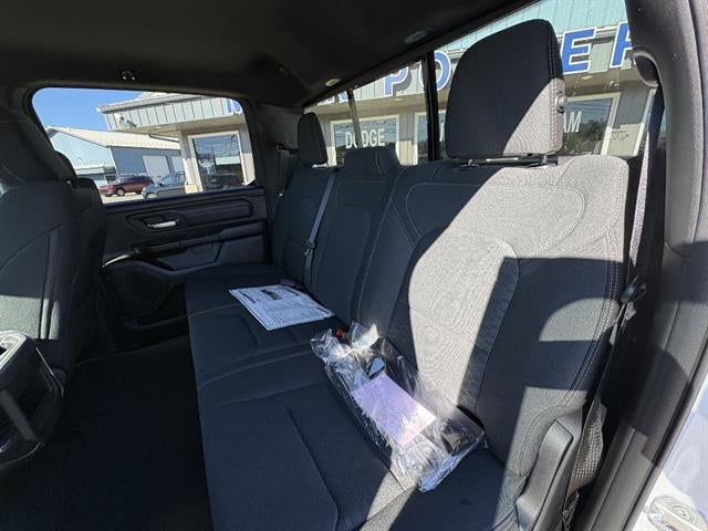 2026 RAM 1500 Express Crew Cab 4x4 5'7" Box