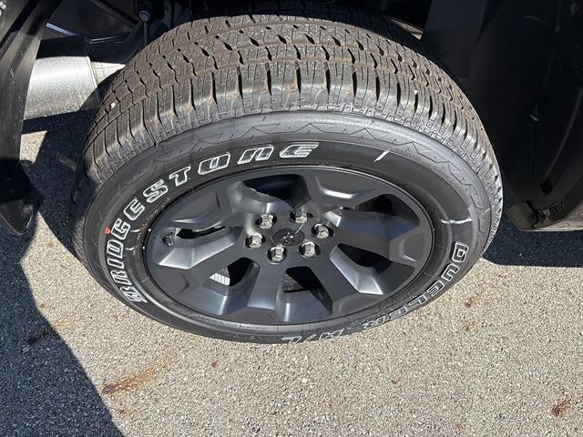 2026 RAM 1500 Express Crew Cab 4x4 5'7" Box