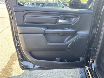 2026 RAM 1500 Express Crew Cab 4x4 5'7" Box
