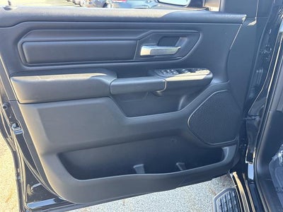 2026 RAM 1500 Express Crew Cab 4x4 5'7" Box