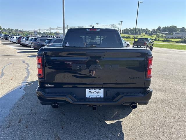 2026 RAM 1500 Express Crew Cab 4x4 5'7" Box
