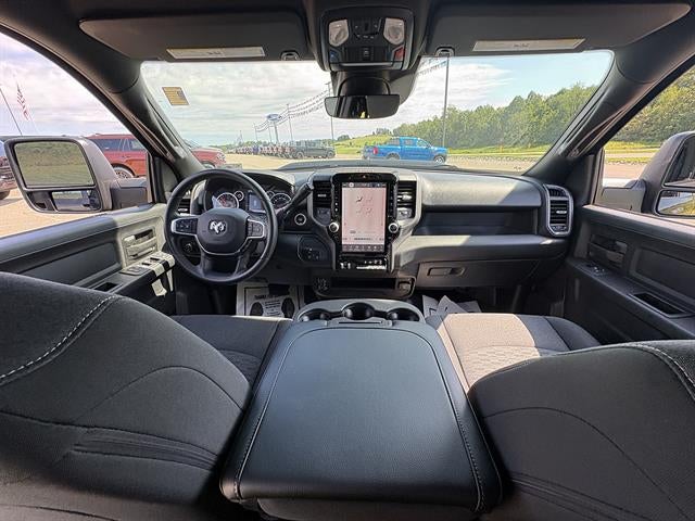 2026 RAM 2500 Black Express Crew Cab 4x4 6'4" Box