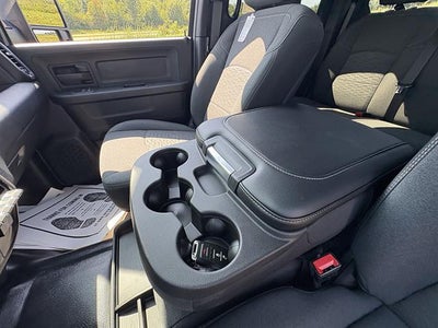 2026 RAM 2500 Black Express Crew Cab 4x4 6'4" Box