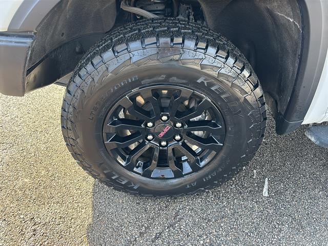 2023 GMC Sierra 1500 Crew Cab Short Box 4-Wheel Drive AT4X