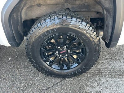 2023 GMC Sierra 1500 Crew Cab Short Box 4-Wheel Drive AT4X