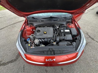 2023 Kia Forte LXS IVT