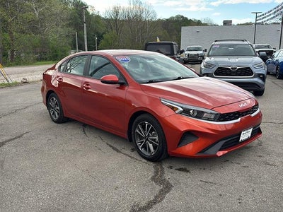 2023 Kia Forte LXS IVT