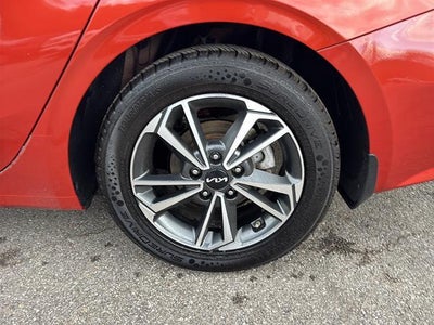 2023 Kia Forte LXS IVT