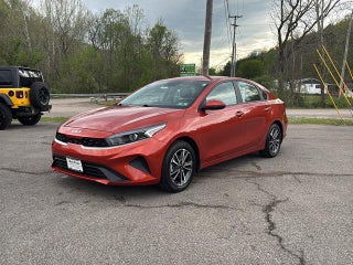 2023 Kia Forte LXS IVT