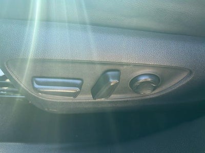 2022 Toyota Highlander XLE FWD (Natl)