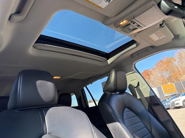 2022 Toyota Highlander XLE FWD (Natl)