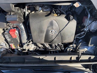 2022 Toyota Highlander XLE FWD (Natl)