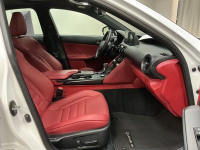 2024 Lexus IS 