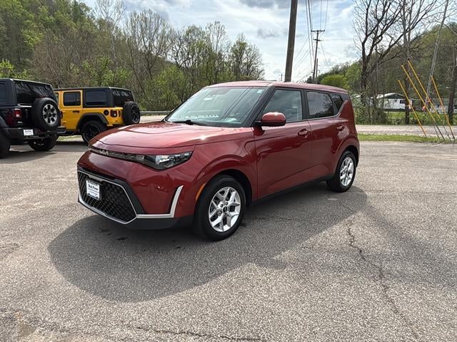 2024 Kia Soul LX IVT
