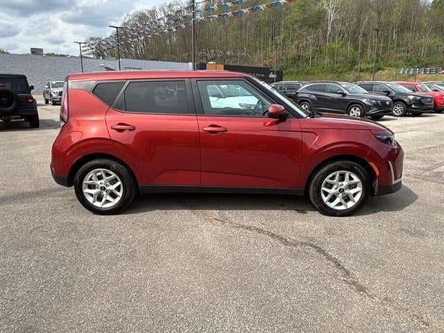 2024 Kia Soul LX IVT