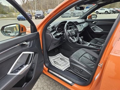 2023 Audi Q3 S line Premium 45 TFSI quattro