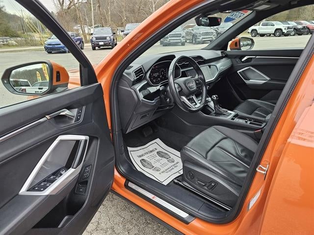 2023 Audi Q3 S line Premium 45 TFSI quattro