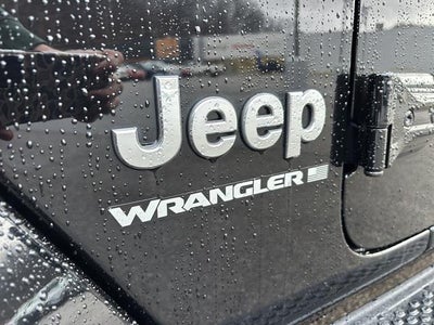 2023 Jeep Wrangler Sahara Altitude