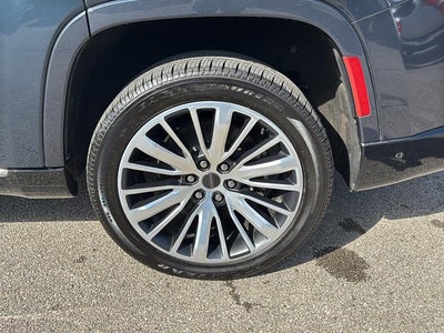 2023 Jeep Grand Wagoneer Series III