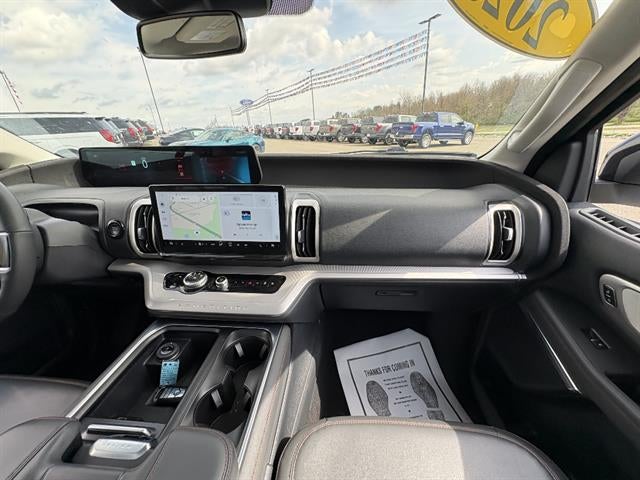 2025 Ford Expedition Max Active