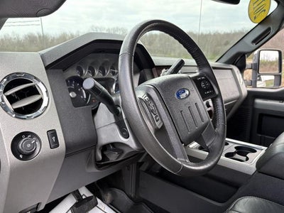 2011 Ford Super Duty F-250 SRW Lariat