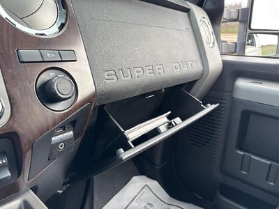 2011 Ford Super Duty F-250 SRW Lariat