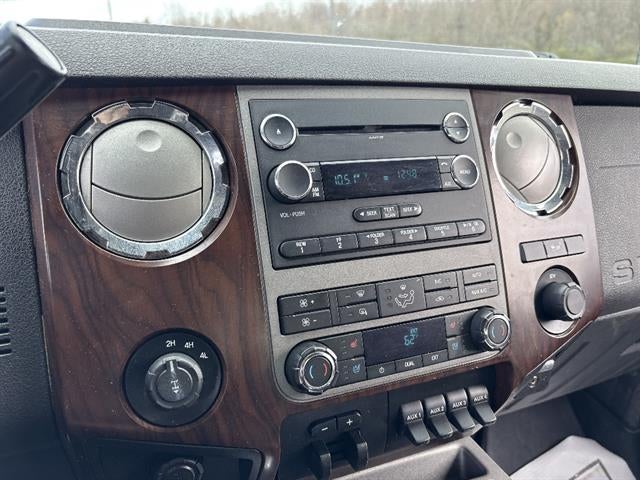 2011 Ford Super Duty F-250 SRW Lariat